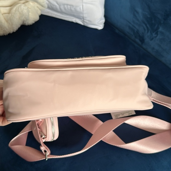 Lululemon cross body with nano pouch - Picture 6 of 8